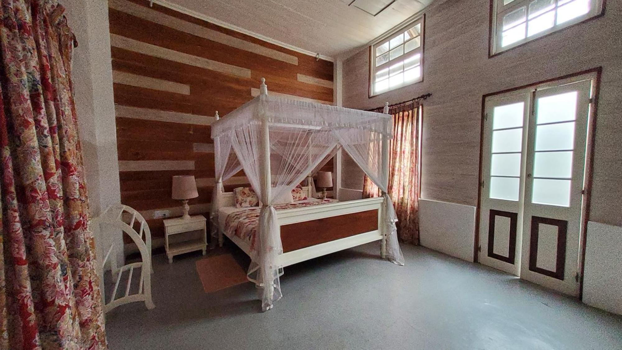 Walauwa On The Hill Hotel ฮัตตอน ภายนอก รูปภาพ