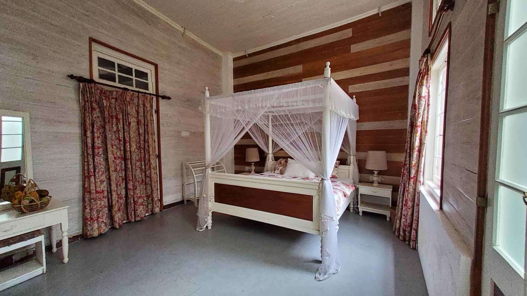 Walauwa On The Hill Hotel ฮัตตอน ภายนอก รูปภาพ