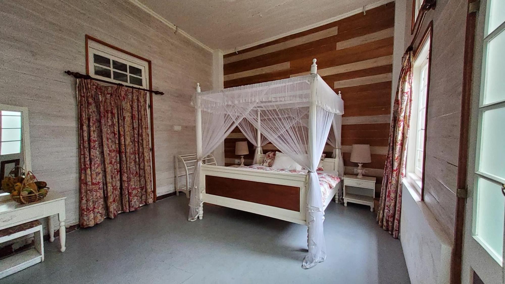 Walauwa On The Hill Hotel ฮัตตอน ภายนอก รูปภาพ