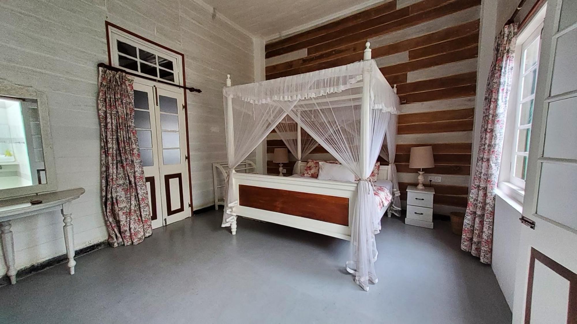 Walauwa On The Hill Hotel ฮัตตอน ภายนอก รูปภาพ
